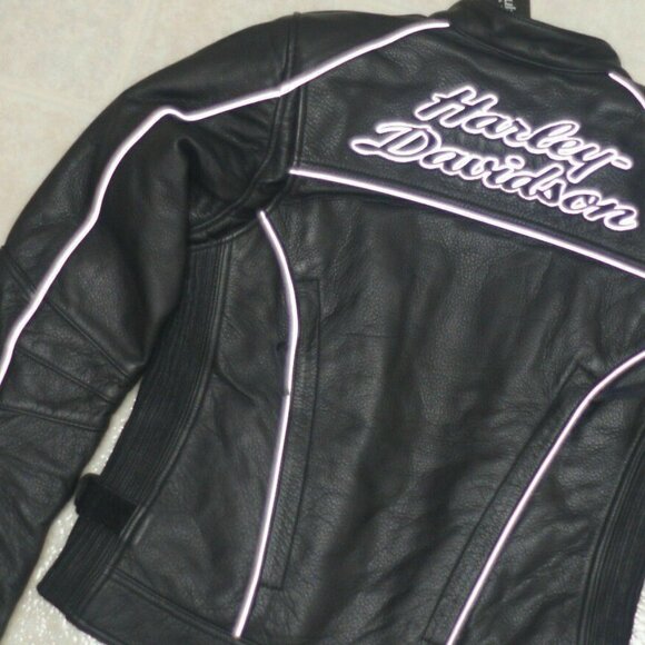 Women’s Harley Davidson Leather Jacket Small​​​ like new.​​​​ - Picture 5 of 9
